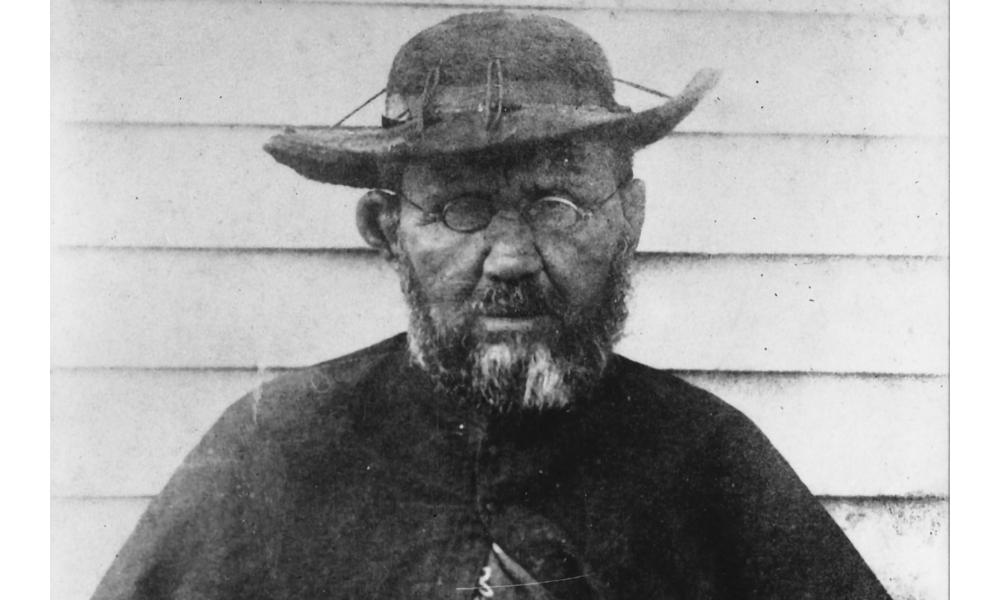 St. Damien of Molokai “Leper priest” in Hawaii Faith Magazine