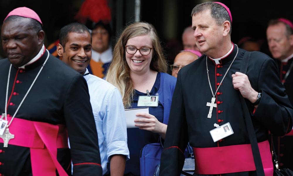 Bishops and youth delegates