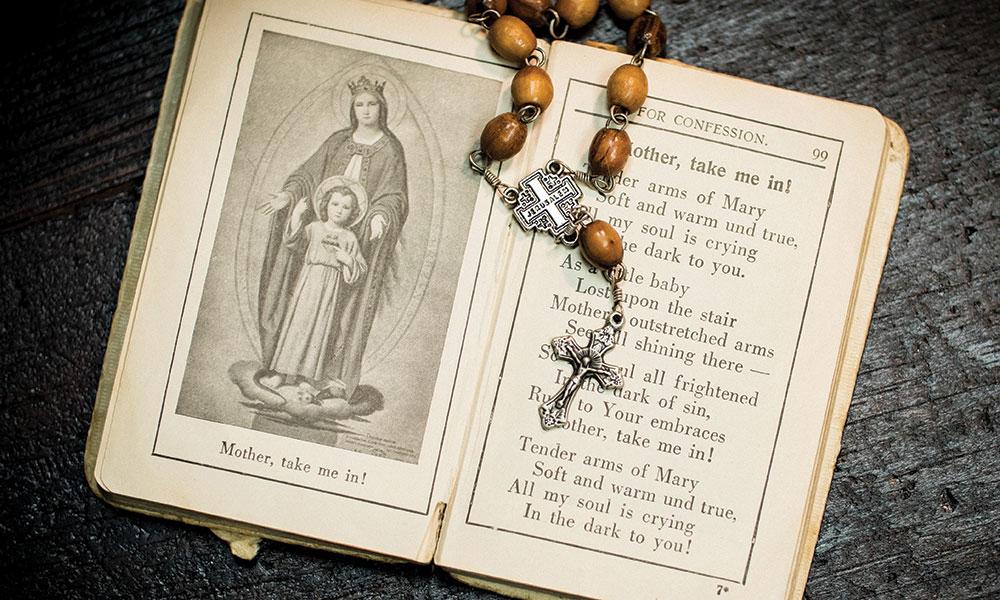 A Scriptural Rosary