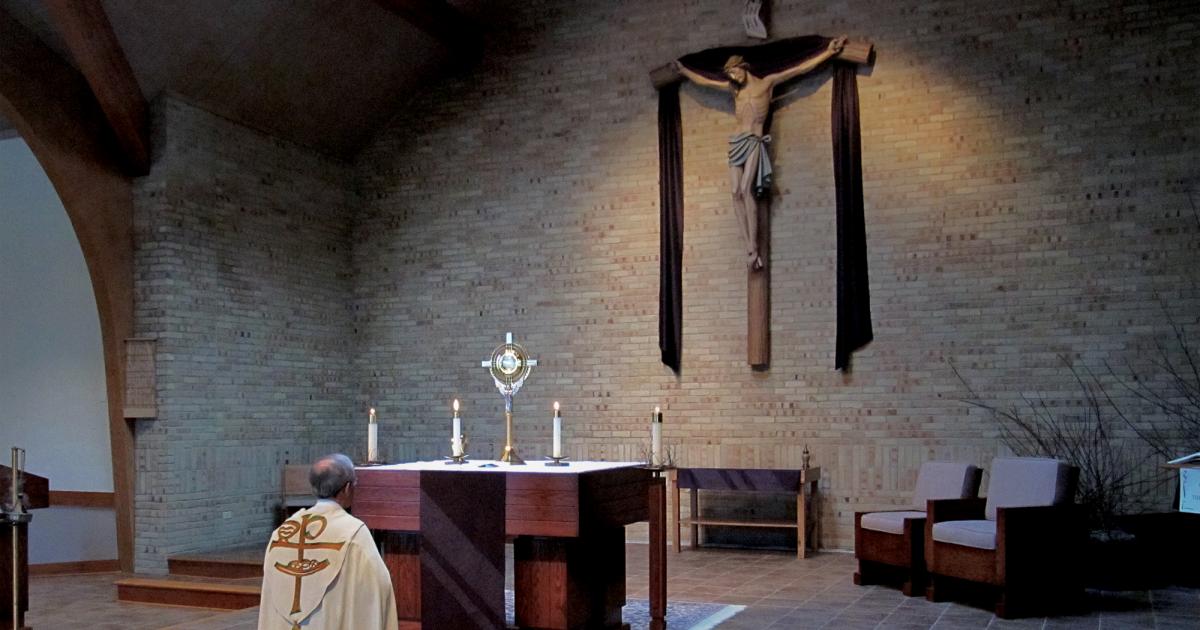 Experience The Real Presence Of Jesus During Adoration Faith